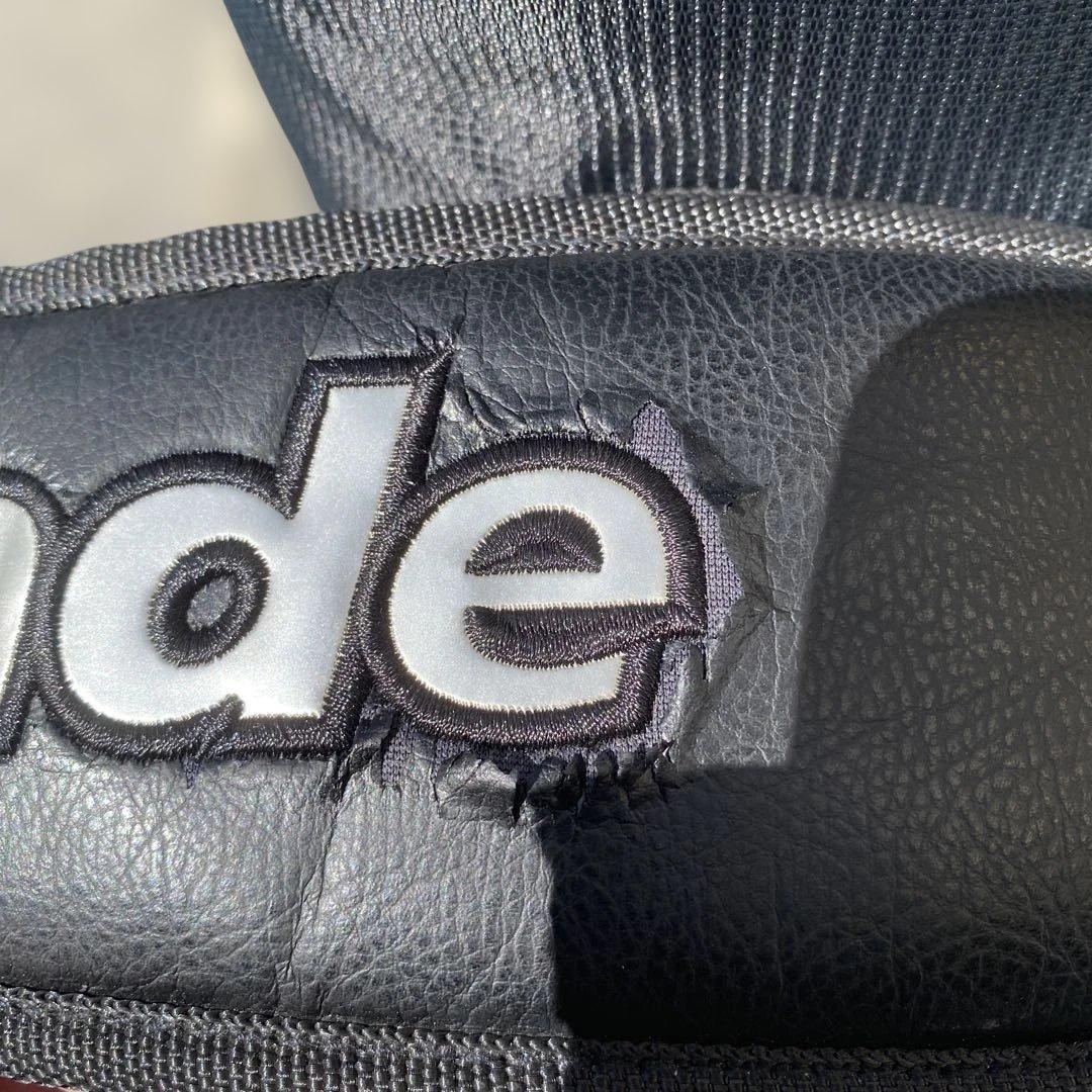 TaylorMade 軽量キャディバッグ ブラック/シルバー