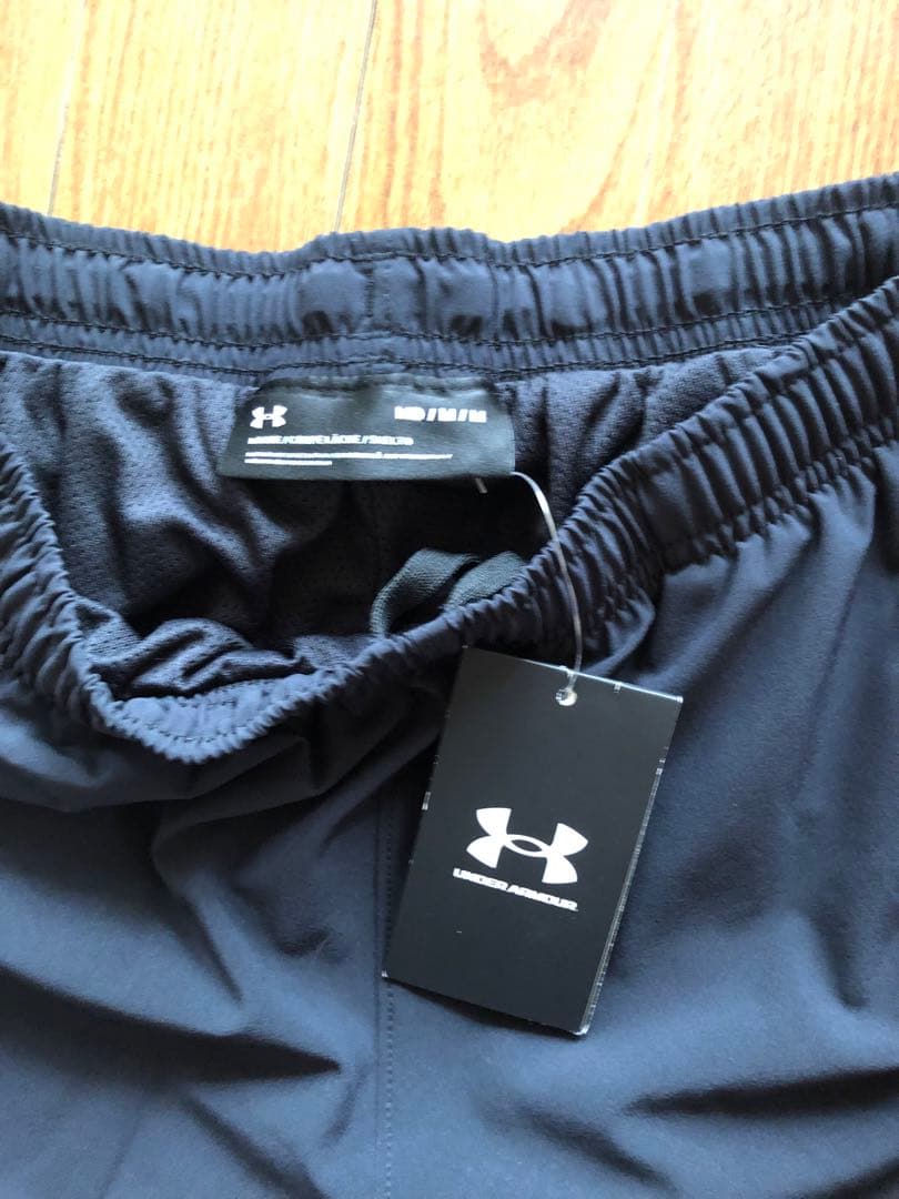 Under Armour ジッパー付きトレーニングパンツ Mサイズ ブラック