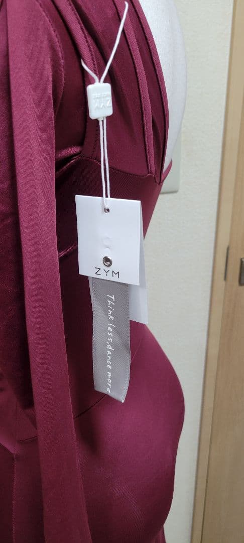 「新品・未使用」ZYM ラテンワンピース