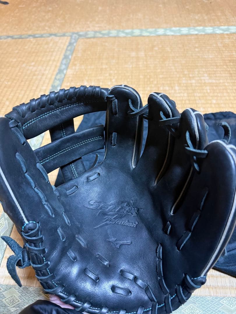 Mizuno Select 9軟式グローブ 黒