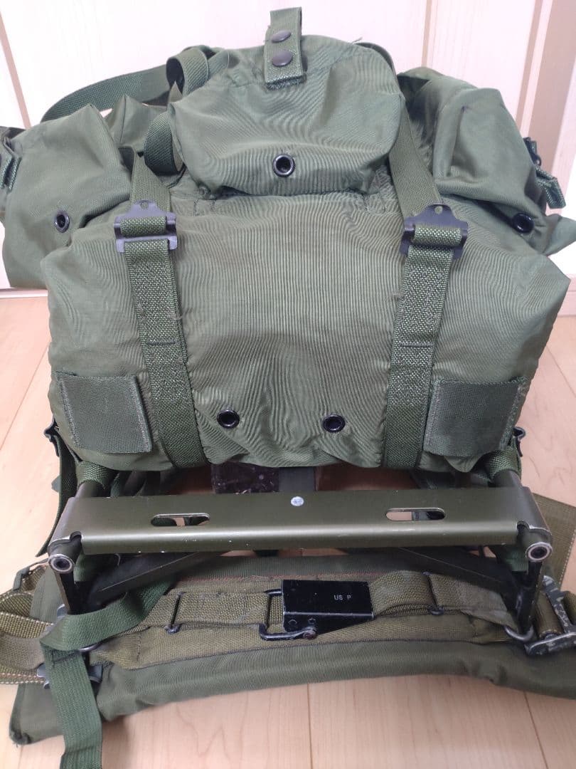 米軍実物 アリスバッグ アルミフレーム付き ＯＤ色　ミディアム