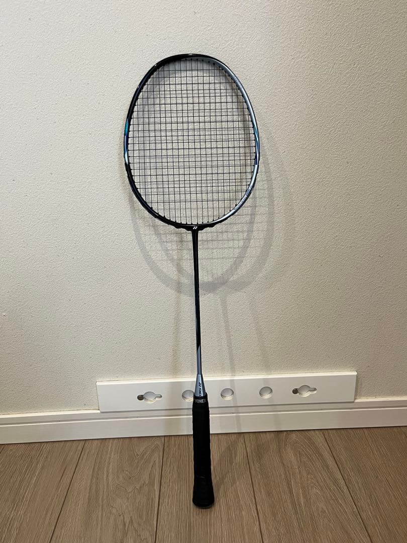 【ふくろう】YONEX ASTROX 55 バドミントンラケット