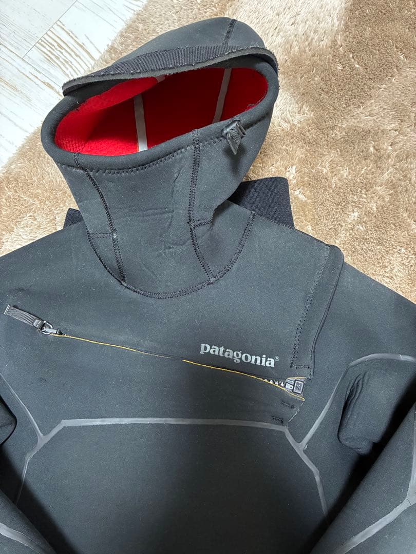 PATAGONIA MEN’S R4 ウェットスーツ