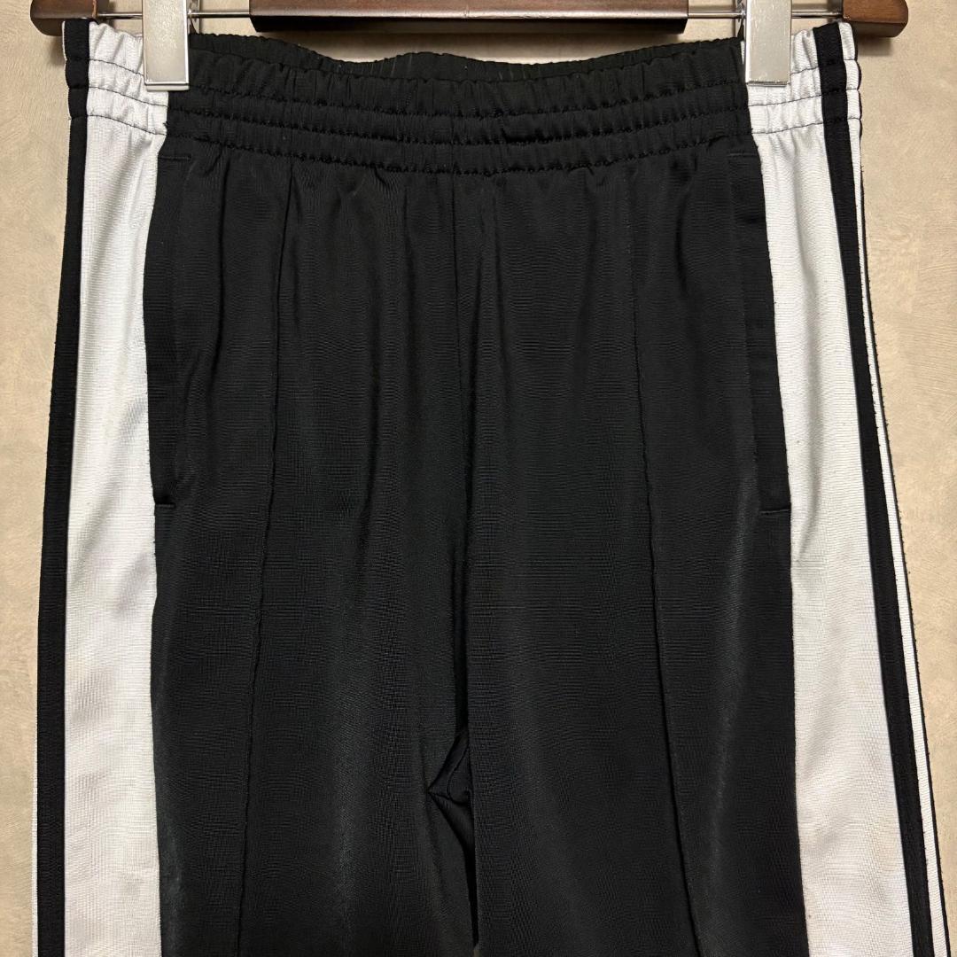 ブラックピンク着用 adidas アディダス トラックパンツ アディブレイク