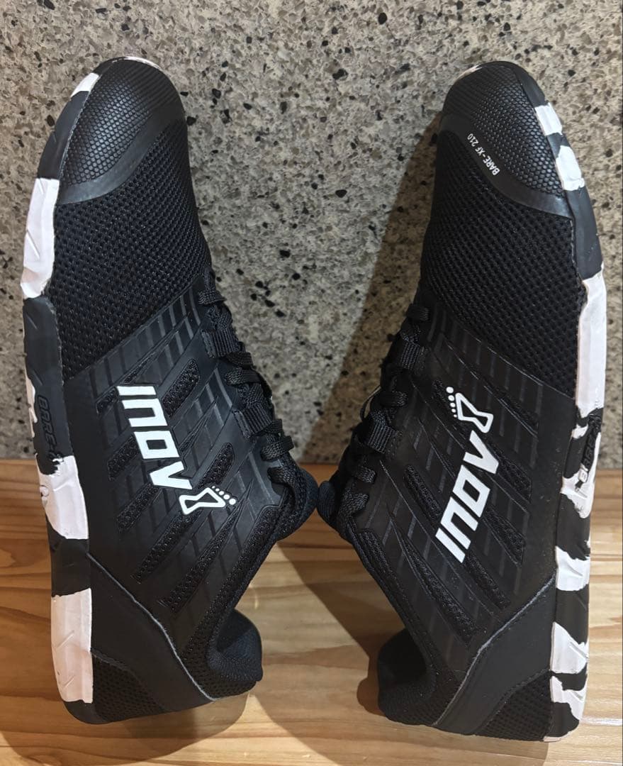 inov-8 bare-xf inov8 イノヴェイト　トレーニングシューズ