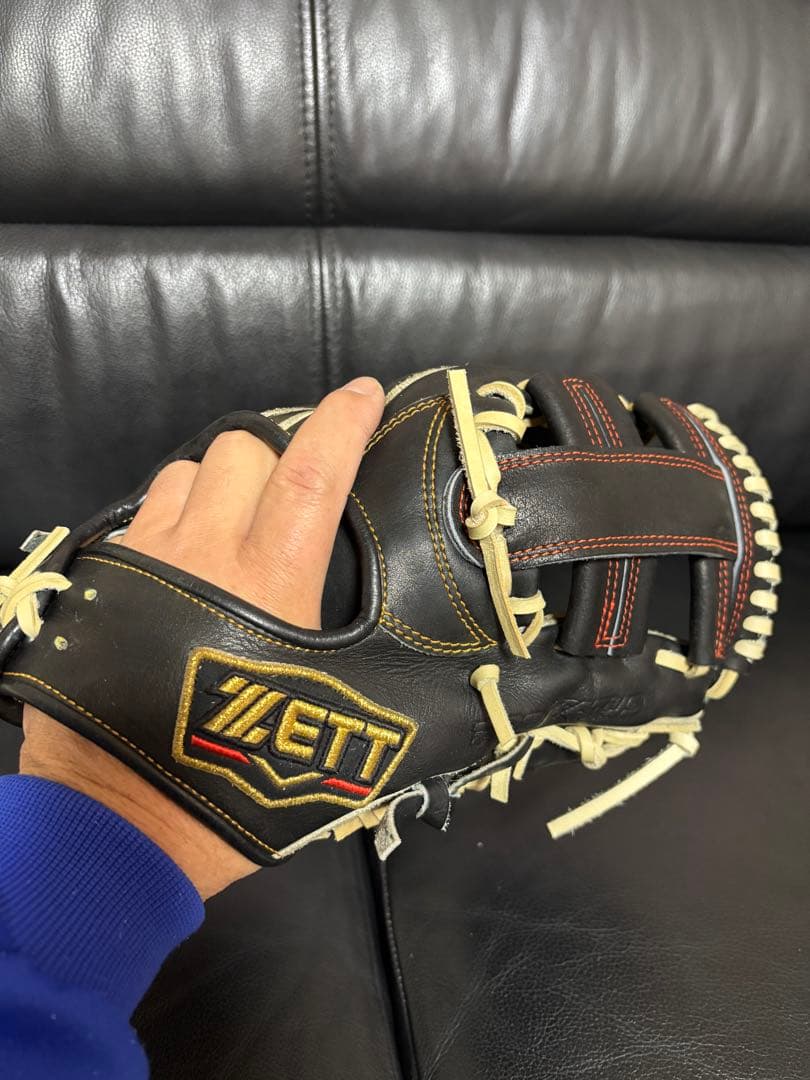 こ*け様 ゼットプロステイタス 硬式オーダー内野手用グラブ