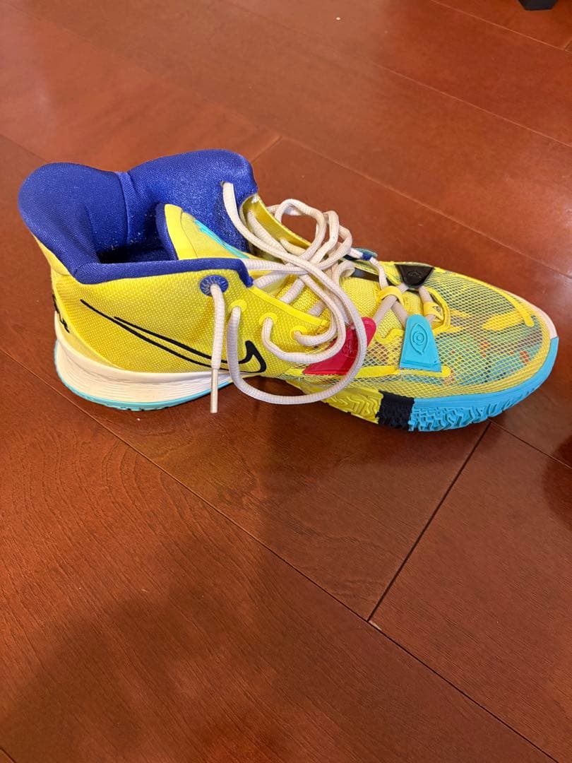Nike バスケットボールシューズ イエロー/ブルー