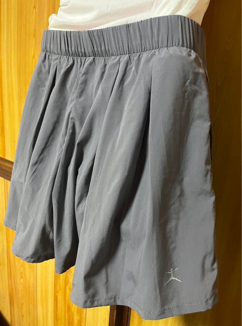ダンスキン新品DANSKINスカート風パンツヨガウォーキングノースフェイス
