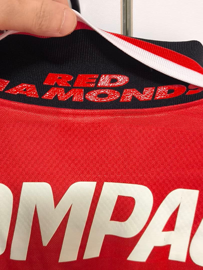 PUMAプーマ 浦和レッズ　サイン入りレトロユニフォーム