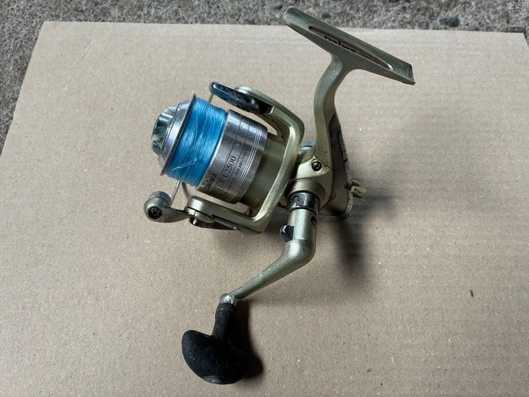 DAIWA スピニングリール 8点セット