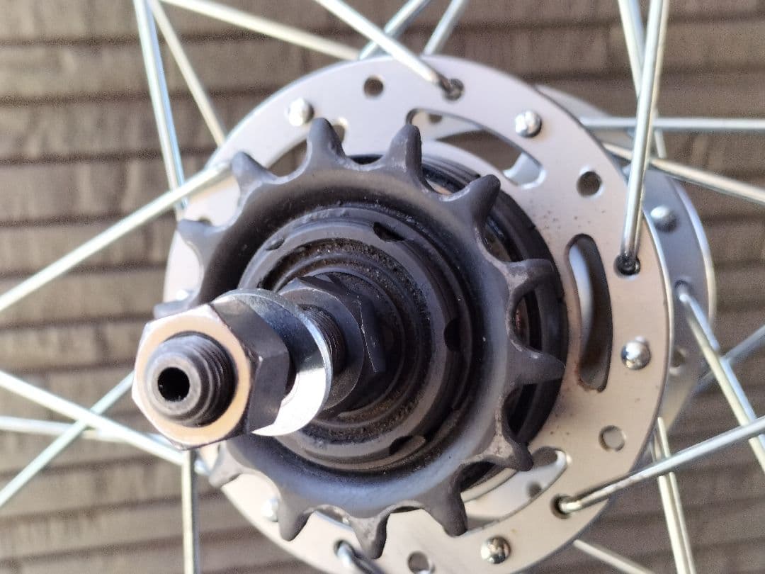 700Cサイズ インター3 内装3段変速ホイール24H リア120mm