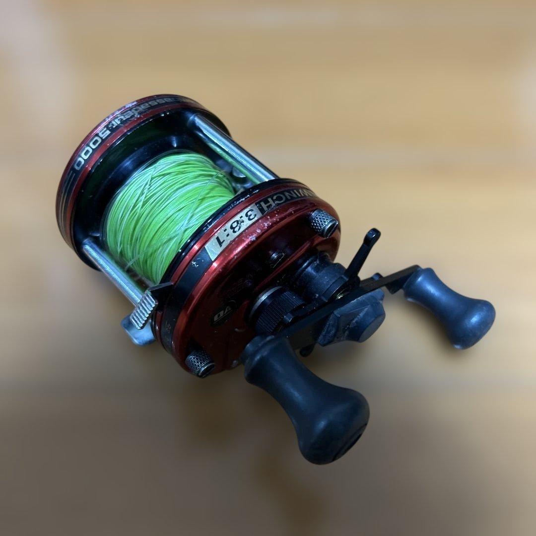 AMBASSADEUR 5000 ベイトリール