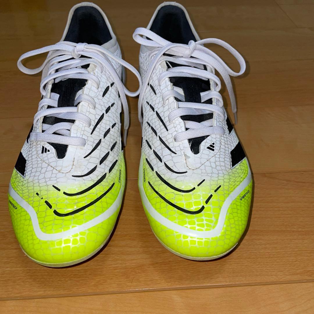 かずやずか　プレデターPRO HG/AG サッカースパイク　25センチ