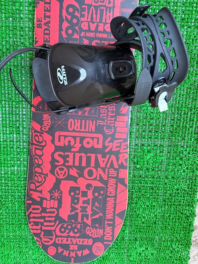 【送料無料】NITROスノーボードセット152cm ブーツ・ケース付4点セット