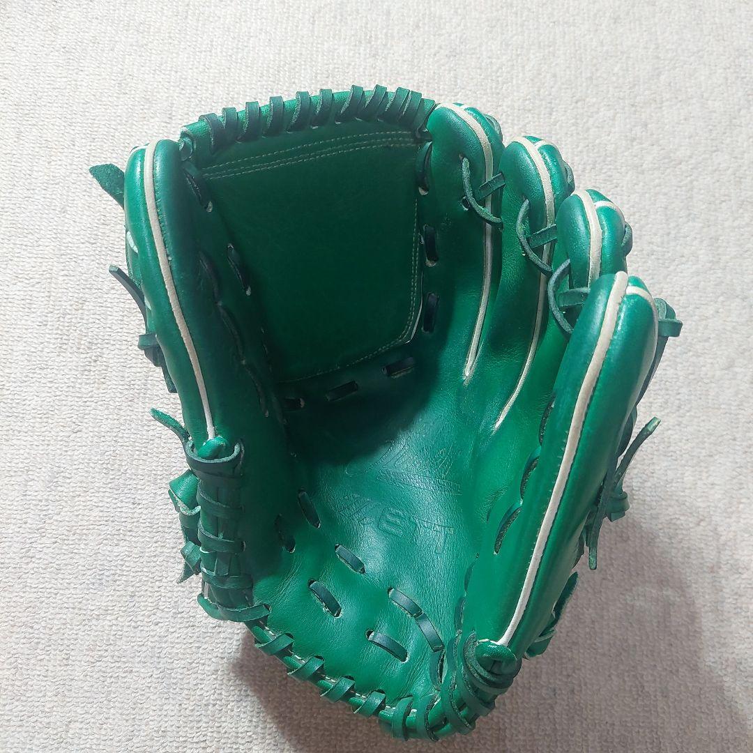 ZETT グローブ グラブ　投手用　グリーン　大幅値引きあり
