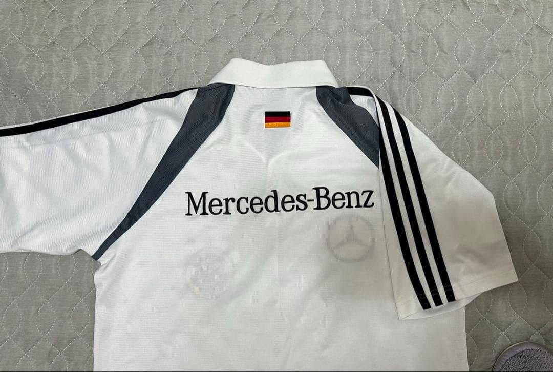 美品　サッカードイツ代表　ポロシャツadidasメルセデスベンツ O 限定品