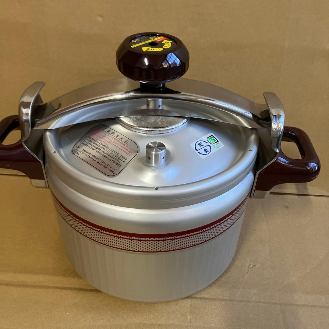 RIKEN 圧力鍋 PMC-600　未使用に近い　超美品　人気商品！！