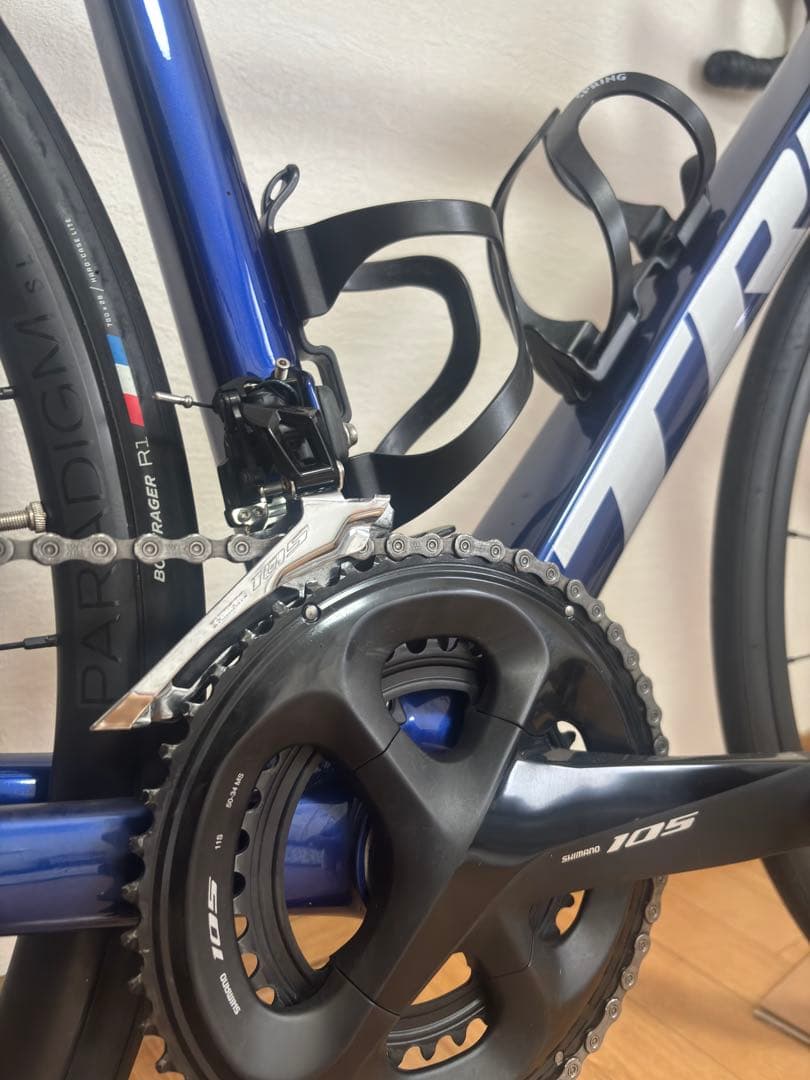 TREK EMONDA SL5 54サイズ　ペダルなし