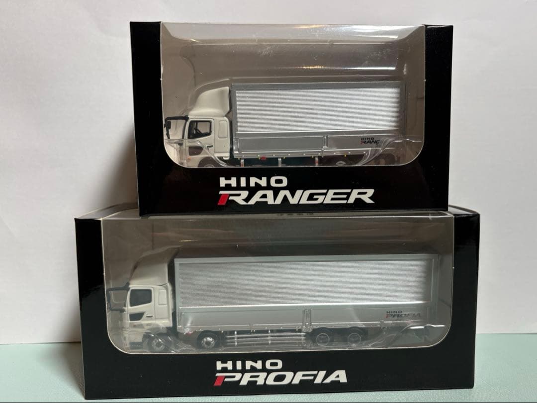 【非売品・新品】日野 プロフィア & レンジャー ミニカー 2台セット 1/80