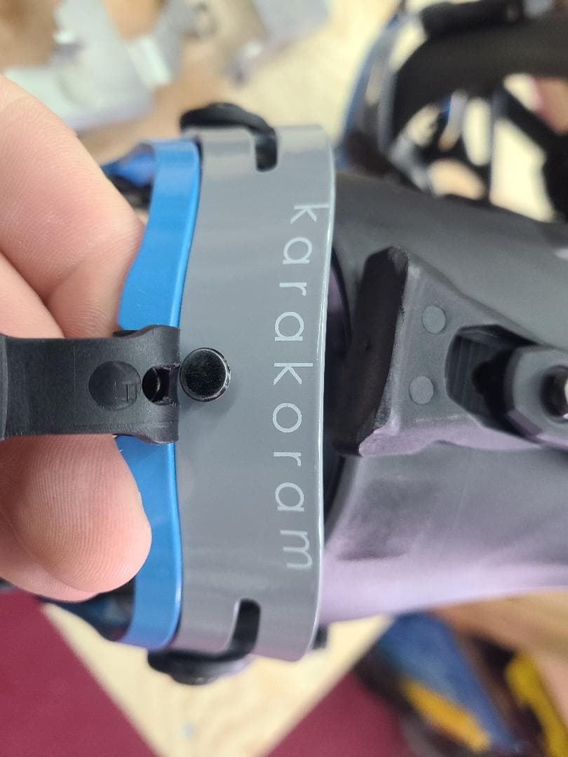 スノーボード L KARAKORAM NOMAD 2023 + CRAMPONS