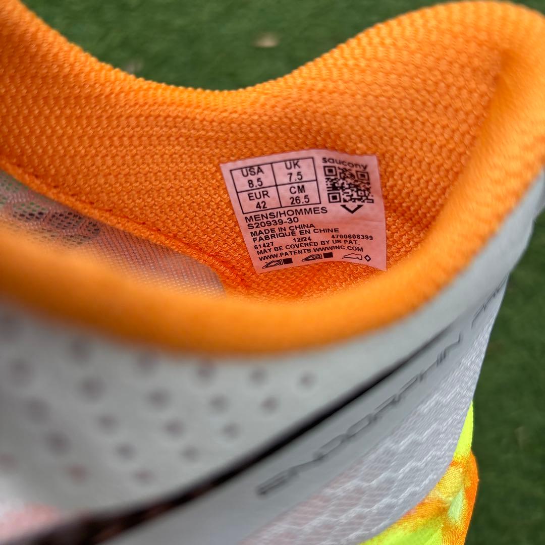 スパイク・シューズ Saucony Endorphin Pro 4 26.5cm