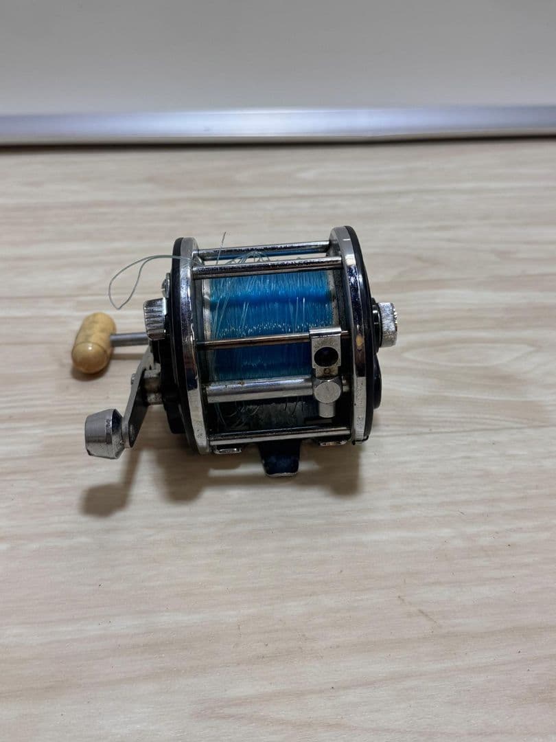Ocean Star 600 ベイトリール