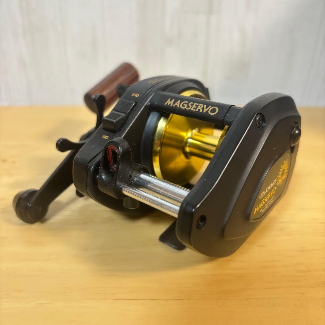 Daiwa MAGSERVO 両軸リール　SS30 マグサーボ　ダイワ