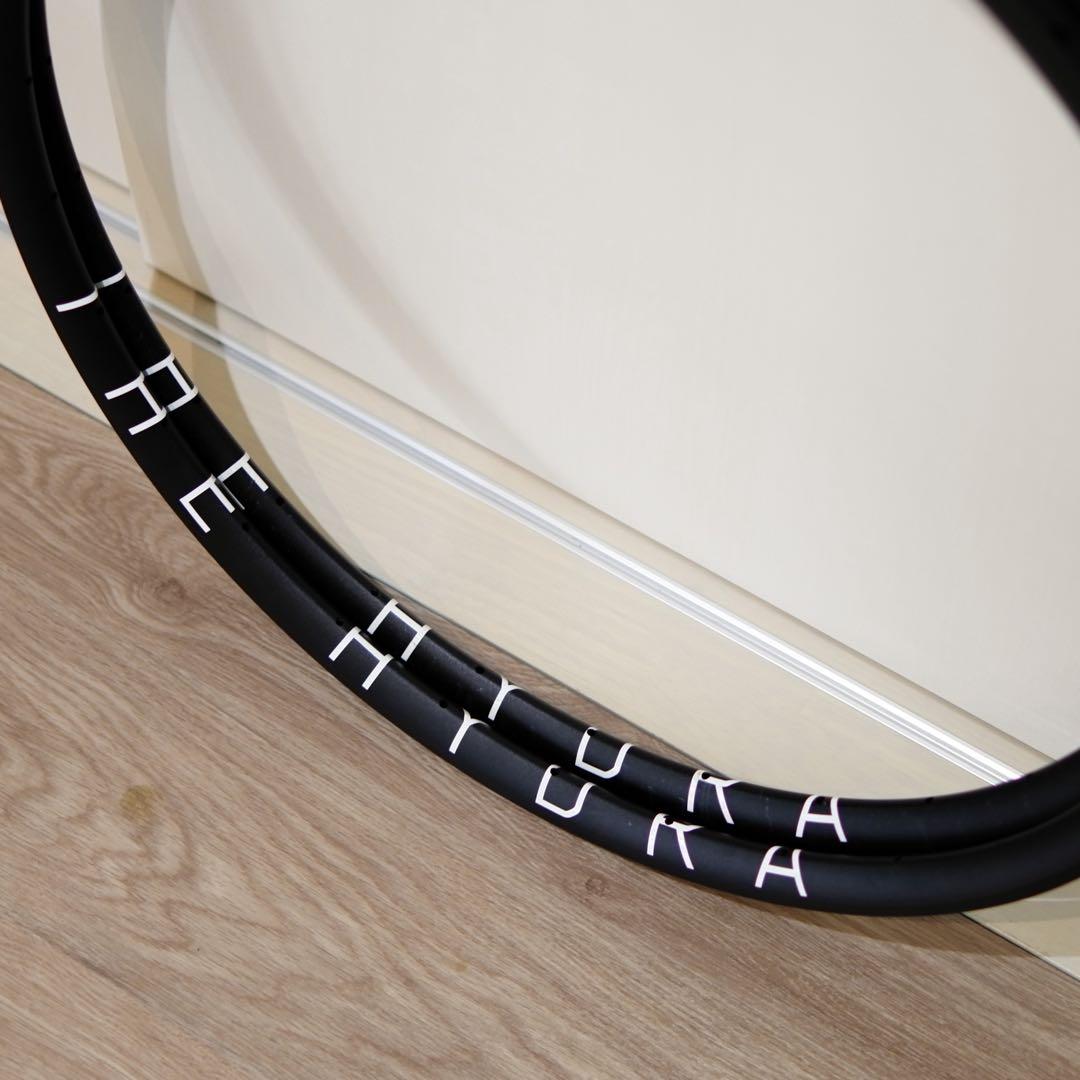 H PLUS SON THE HYDRA リム 28H