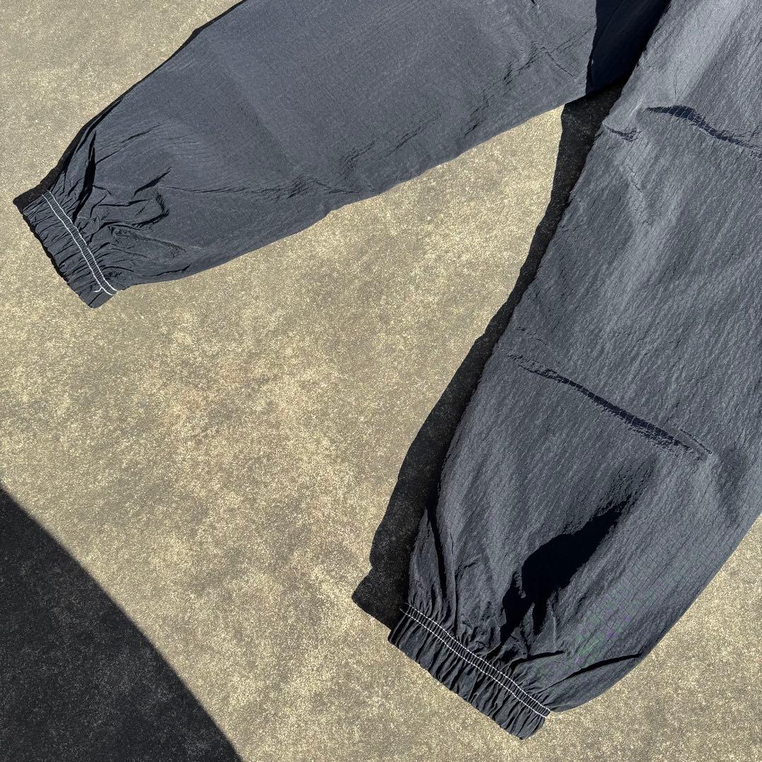 WEEE★　NIKE ナイキ スウッシュ 黒 M ステッチ トラックパンツ