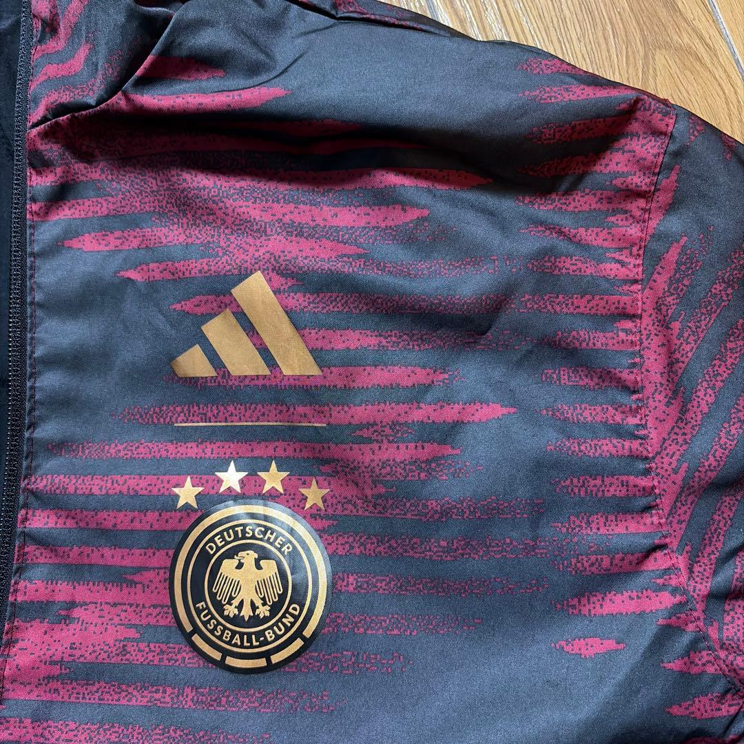 adidas ドイツ代表 ウィンドブレーカー 黒・赤　リバーシブル