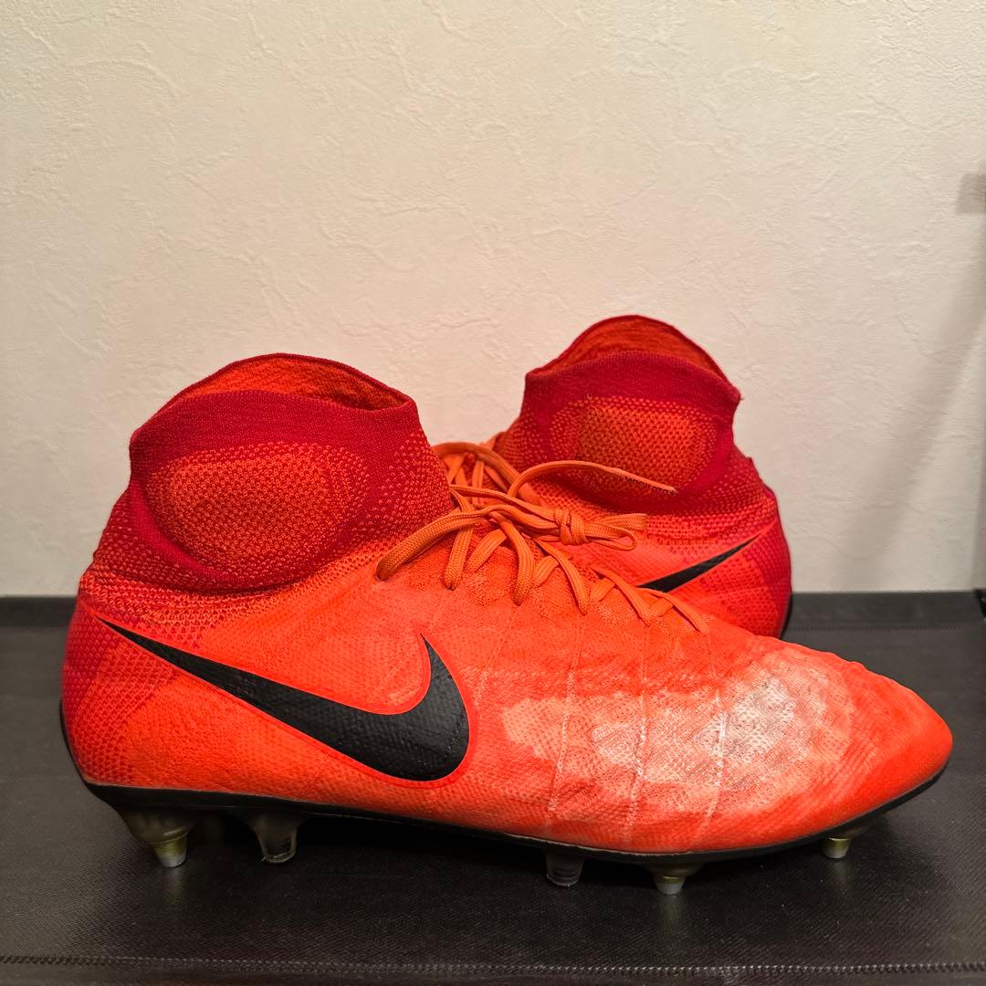Nike サッカースパイク　マジスタオブラ　sg 28cm