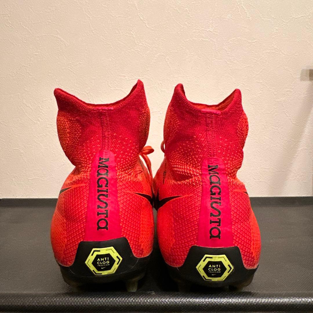 Nike サッカースパイク　マジスタオブラ　sg 28cm