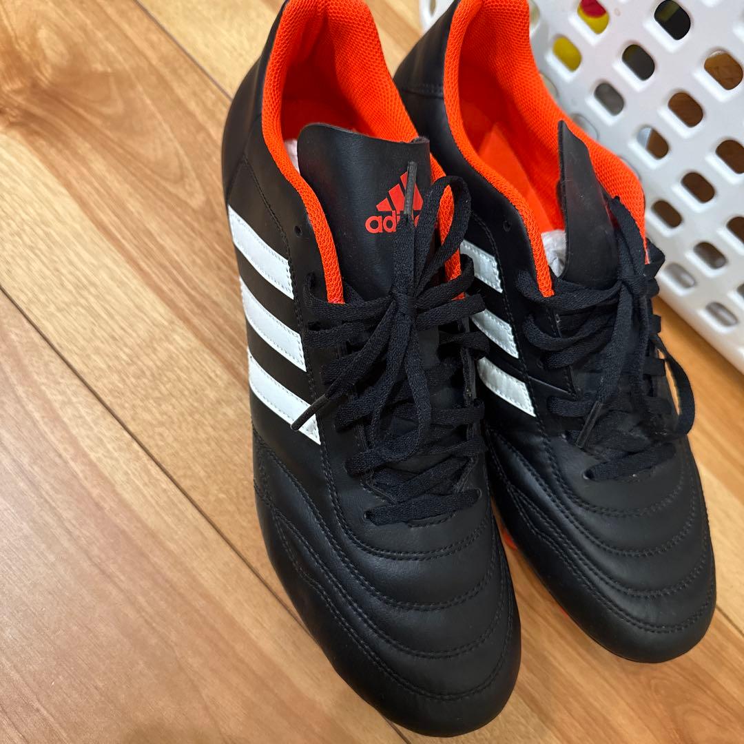 アディダスサッカースパイク 28.5