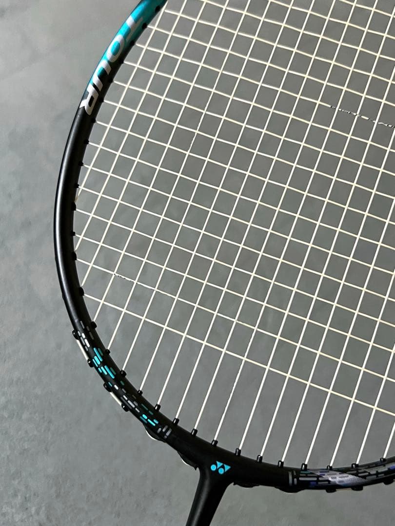 YONEX アストロクス88Dツアー 4UG5 / ASTROX88D TOUR