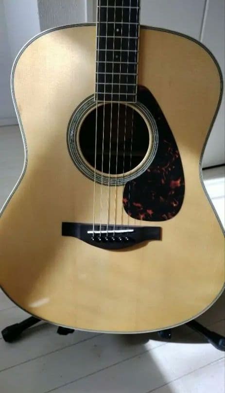 YAMAHA LL6ARE　カポタスト付き　弦高調整済み
