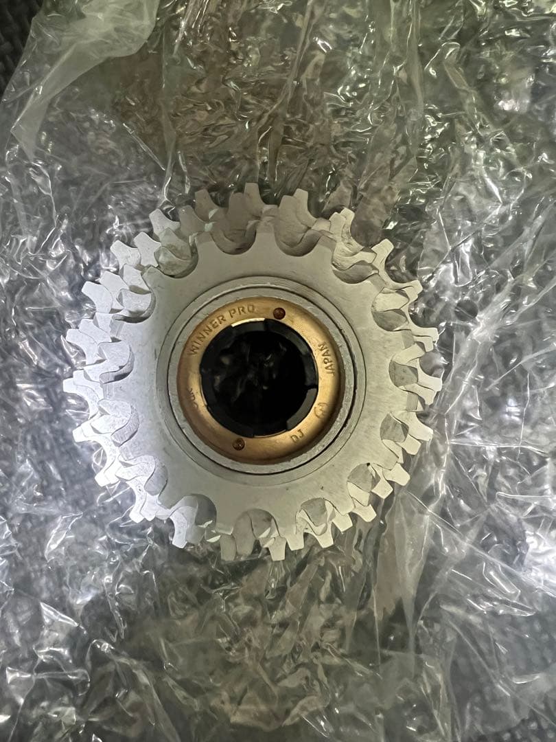サンツアー SUNTOUR スプロケット5個＋シマノ　SHIMANO1個