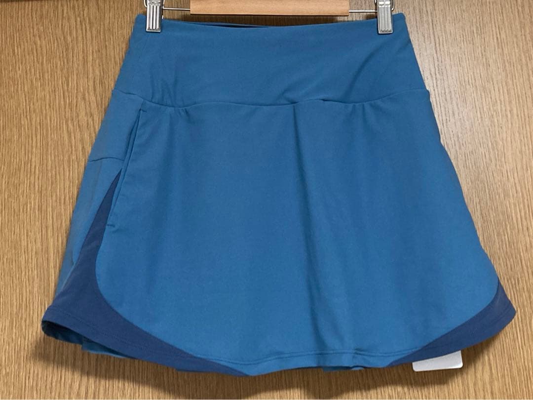 新品 未使用 エレッセ 2023 テニス スコート スカート M レディース