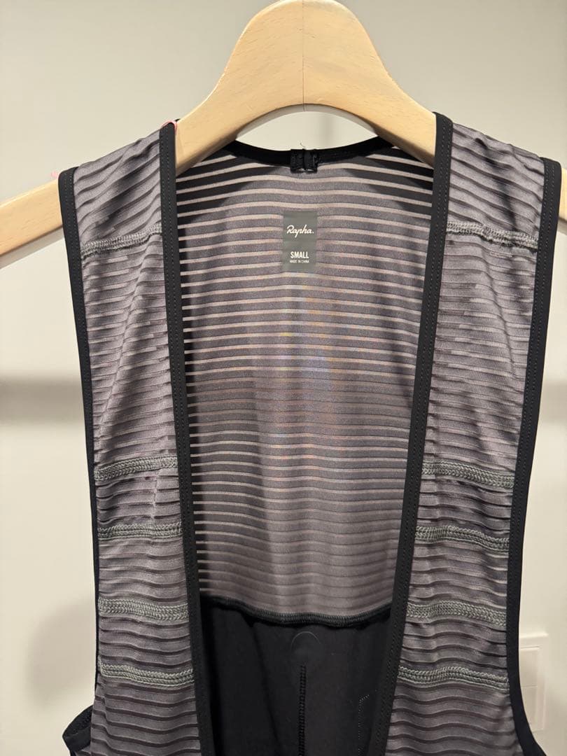 Rapha カーゴビブショーツ ダークグレー S 現在定価 44,000円