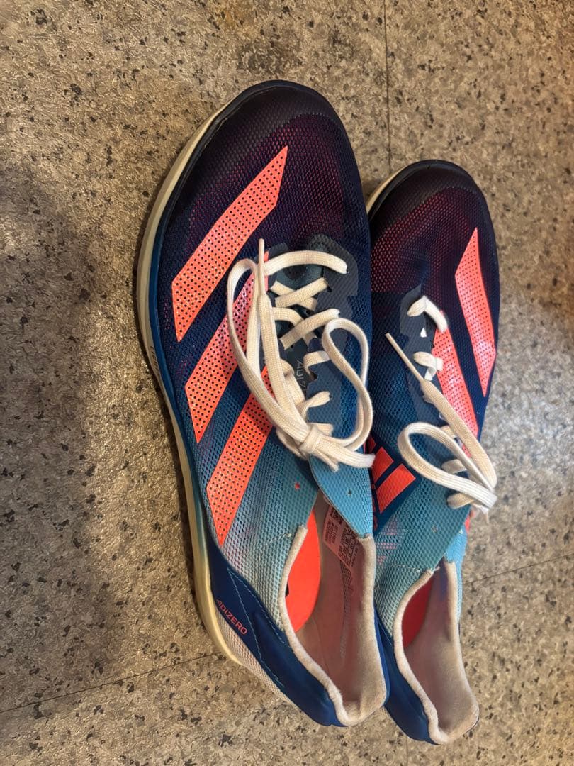 adizero avanti tyo スパイクシューズ 青