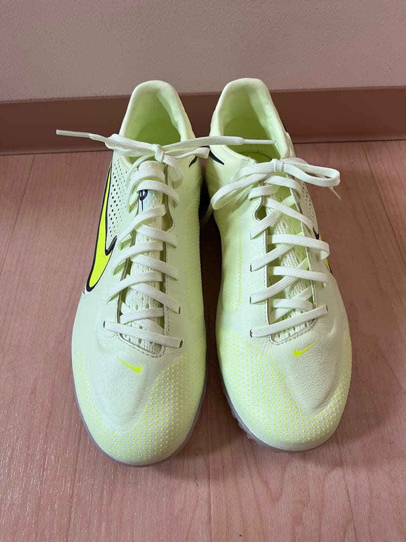 Nike リアクト ティエンポ レジェンド 9 プロ TF 27.5cm