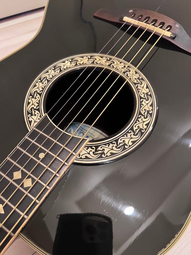 Ovation 1617 1982年製