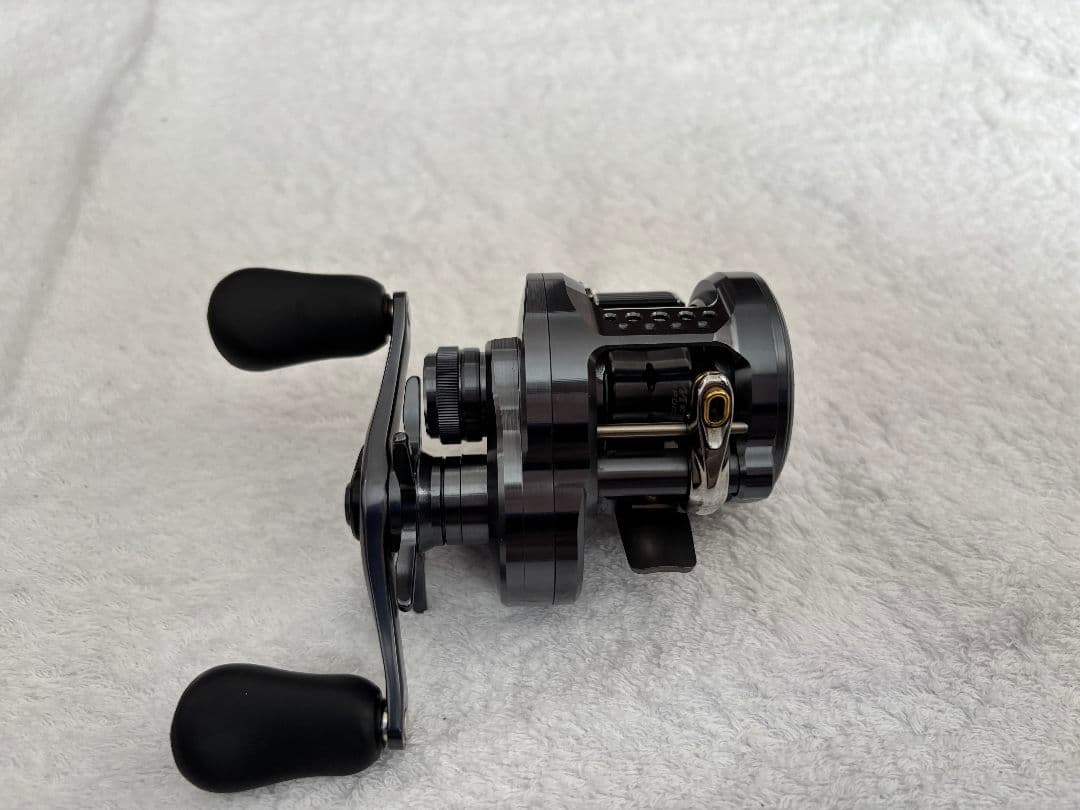 シマノ 24カルカッタコンクエストシャローエディション30HG