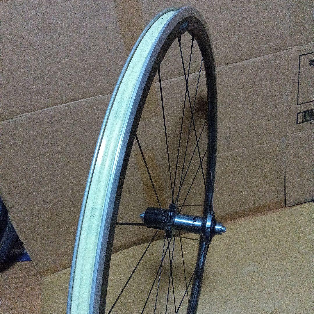 SHIMANO WH-RS700リア 軽量カーボンラミネートDURA-ACE