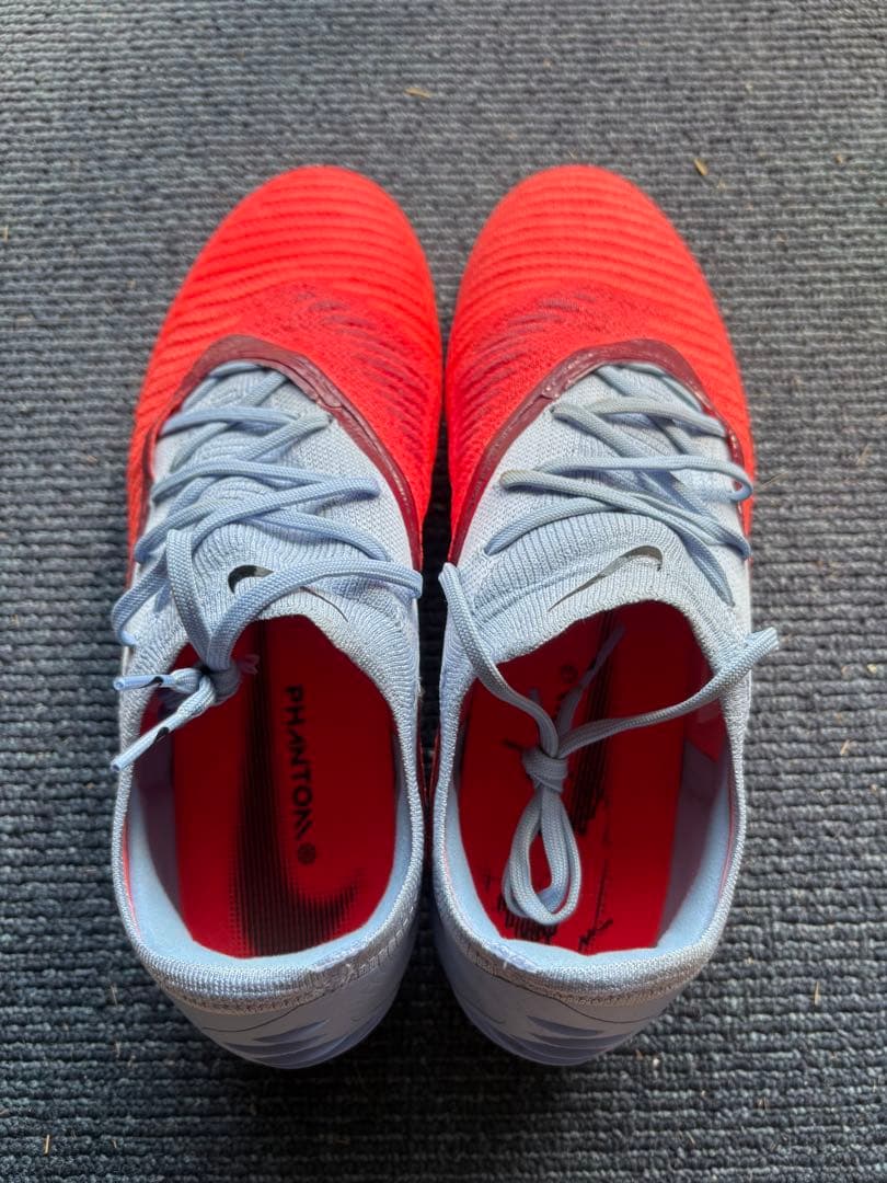 Nike Phantom サッカーシューズ レッド/グレー