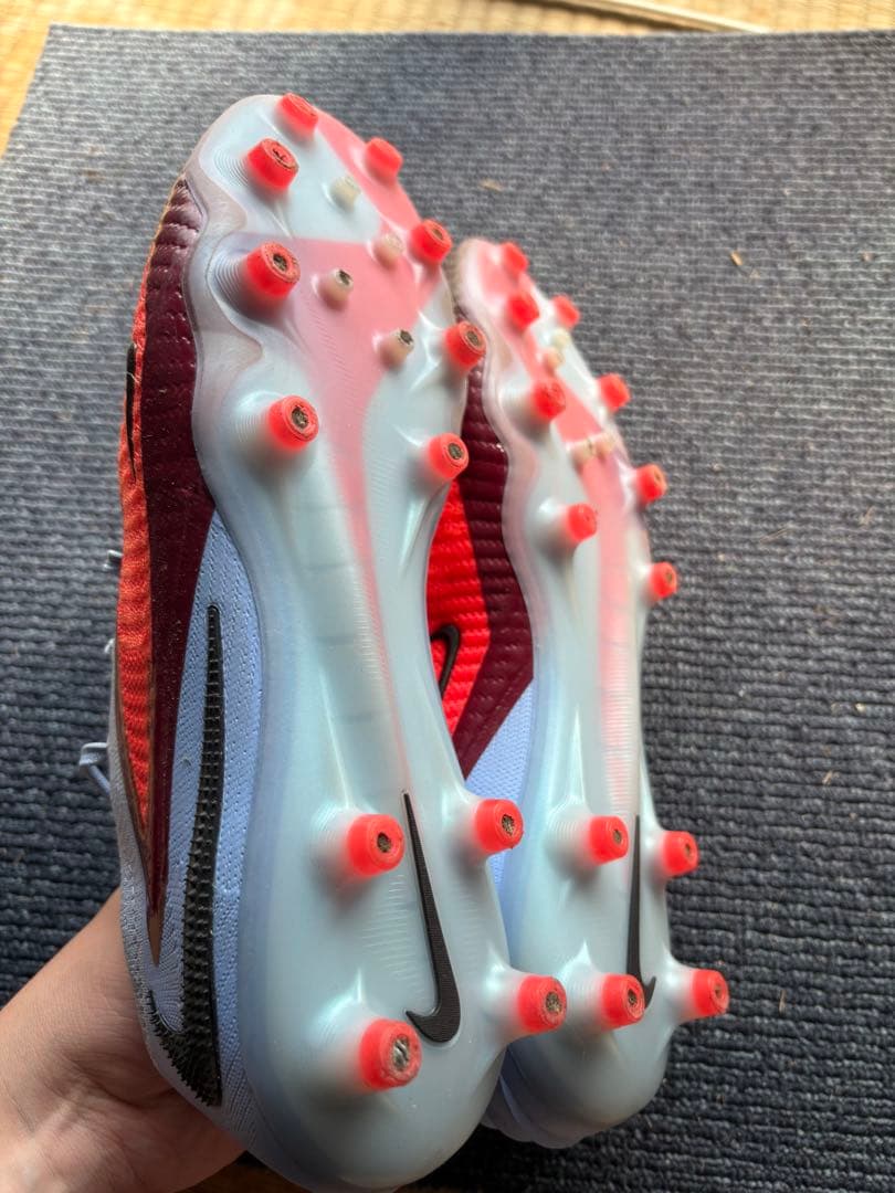 Nike Phantom サッカーシューズ レッド/グレー