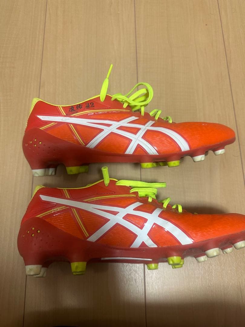 ASICS 前田 凌佑選手着用スパイク