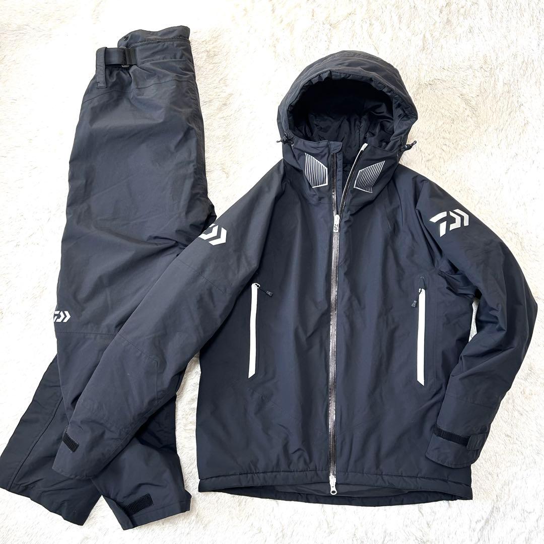 美品✨ダイワ レインマックスハイパー ハイロフトウィンタースーツ上下　 防寒防水