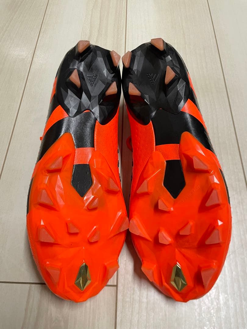 アディダスプレデターアキュラシー.1 AG 26.5cm
