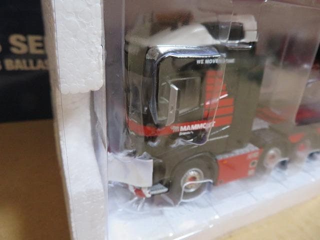 WSI 1/50 Mammoet ボルボ FH4 GL 8x4 + 1ac