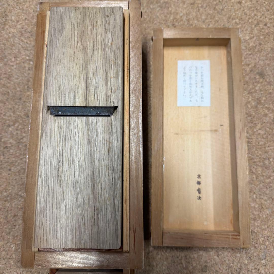 京都 有次特製 鰹節削り器 木箱 鉋刃刻印あり かつお節削り器 工芸品